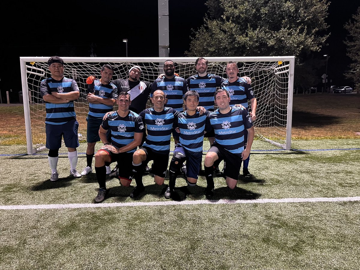 FCMetroStar's tweet photo. Great start to the Fall 2022 season with a 6-0 win. A clean sheet and an amazing penalty save 🧤(yup the other team had Neymar impersonator). @MetroStarSystem and @Zoomph thanks for the sponsorship. #AlwaysGetUp and #KeepMovingForward https://t.co/yasChnCFG8