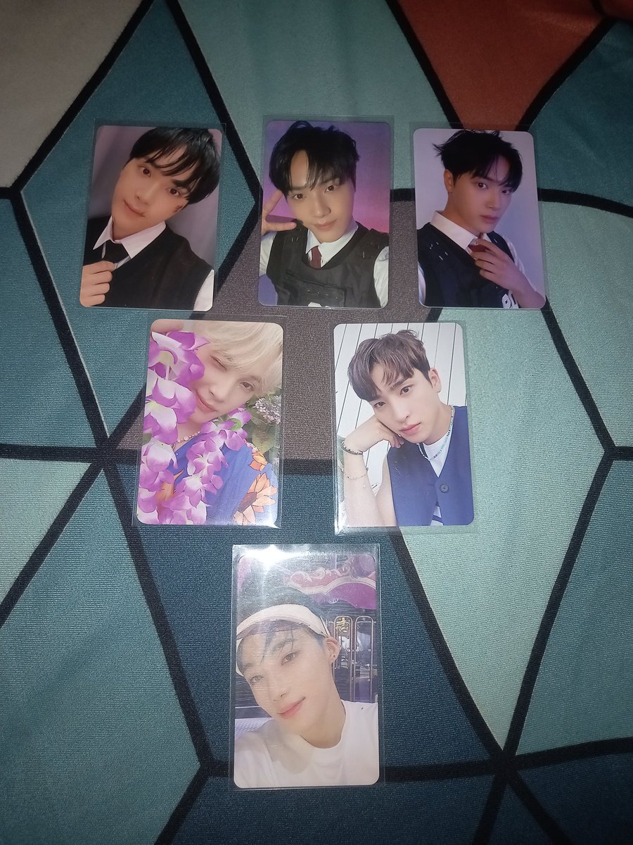 crtxnc's tweet photo. #crtxncsells
‼️HELP RT PLS‼️
wts lfb ph tbz the boyz
❌sensitive

30ea + pf (free pf if >= 2pcs) + lsf 

onhand
mod: j&amp;t/sco/sdd (mm only)
mop: gcash
PAYO
Mine to claim

sangyeon jacob hyunjae younghoon juyeon kevin new chanhee q changmin ju haknyeon sunwoo eric https://t.co/w5BOjWxt7z