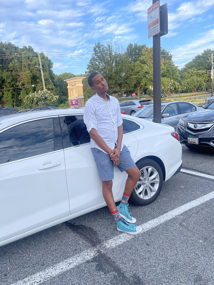 OcieSBanks's tweet photo. The first day of year 6 of teaching was absolutely phenomenal! #BlackConductor #BlackMusicEducator #BlackMaleEducator #OSBMusic https://t.co/jFCqnj3PRR