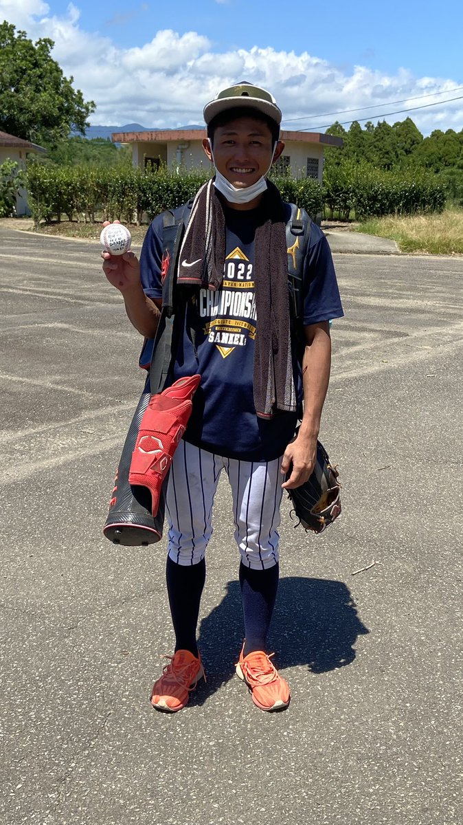  Microsoft、Appleに追随して英国でSurface Bookラップトップの価格を引き上げ