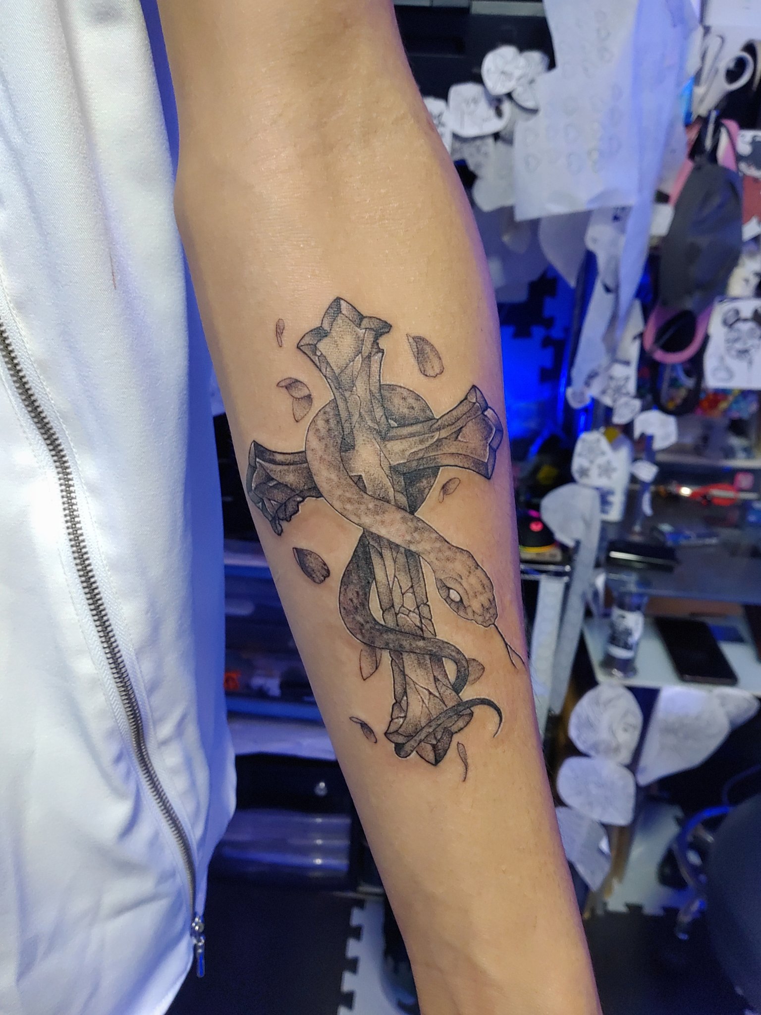 彫師 T E N ﾌﾞﾗｯｸ ｸﾞﾚｰ 埼玉 Ten Tattoo Twitter