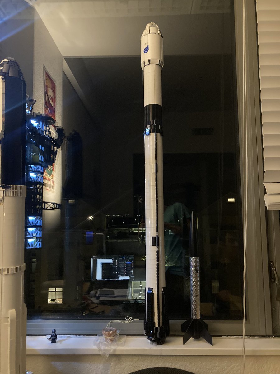 Mini Starbase tweet media