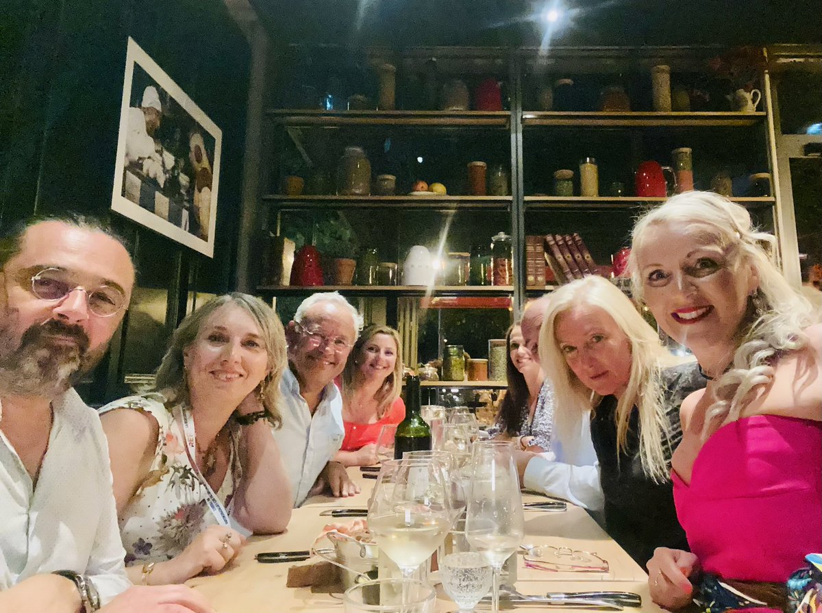 📆Hier soir les membres du <a href="/medefrouen/">MEDEF Métropole ROUEN Normandie</a> <a href="/MedefN/">Medef Normandie</a> étaient réunis autour d’un dîner convivial pendant la Rencontre des Entrepreneurs de France 🇫🇷.

L’occasion d’échanger entre entrepreneurs normands pour préparer la rentrée!

#REF2022 #entreprendre #entreprendreautrement #medef