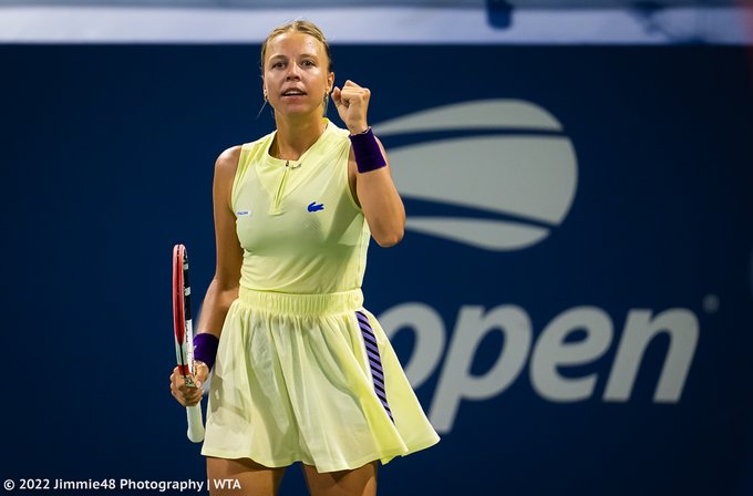 ANETT KONTAVEIT - Página 17 FbYcHy8WIAMJMPY?format=jpg&name=small