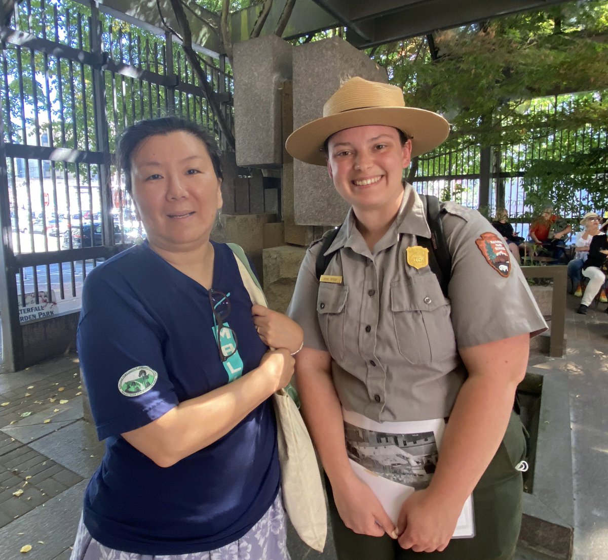 MiaYenCanada's tweet photo. Visited the fascinating @KLGRSeattleNPS which focussed on #Seattle’s role in the Klondike Gold Rush up in #DawsonCity, #Yukon. It also talked about 🇨🇦’s Northwest Mounted Police, the precursor to @rcmpgrcpolice.

🙏🏽 to @NatlParkService Ranger Annie for the walking tour. https://t.co/l2PzuHtquI
