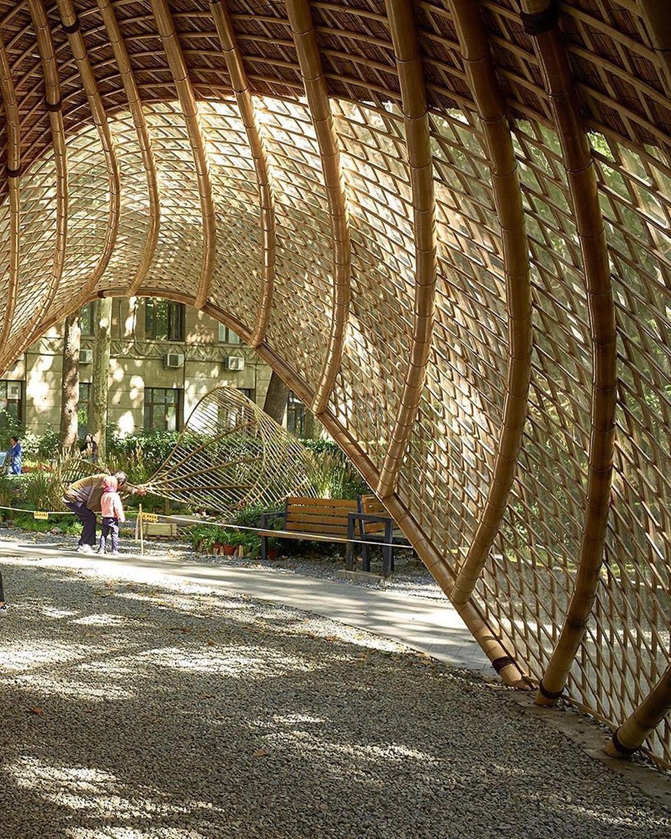 parametricarch's tweet photo. Swirling Cloud: Bulletin Pavilion for BJFU Garden Festival by SUP Atelier📍in Beijing, China.
🖋Designer: SUP Atelier
📸 Su Chen, Chun Fang
#mathematical #algorithm #algorithmicdesign #computation #Bamboo #BambooStructure #timber #wood https://t.co/5s1PuYIFGE