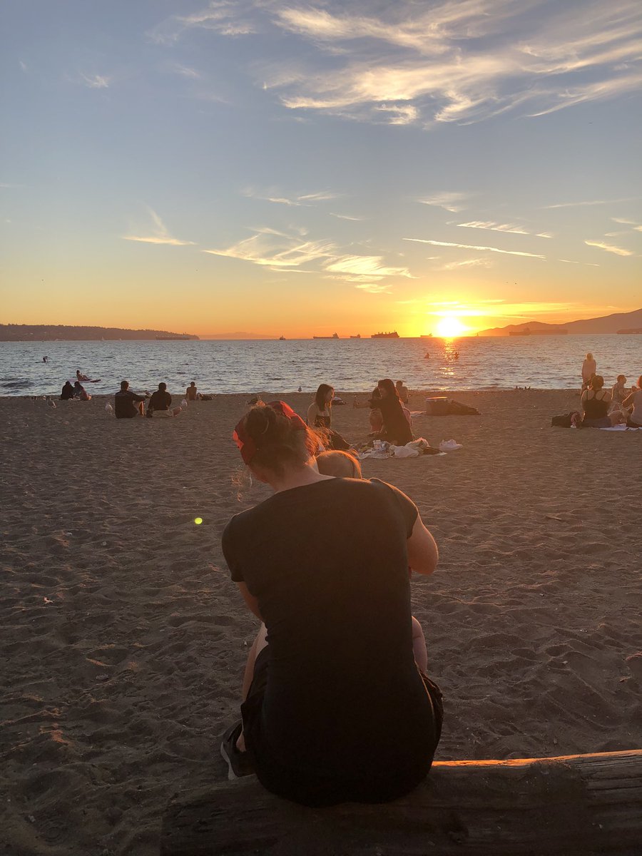 Awesome view after great science at #DOHaD2022 in Vancouver! First in person meeting since early 2020 and first one with my little human!