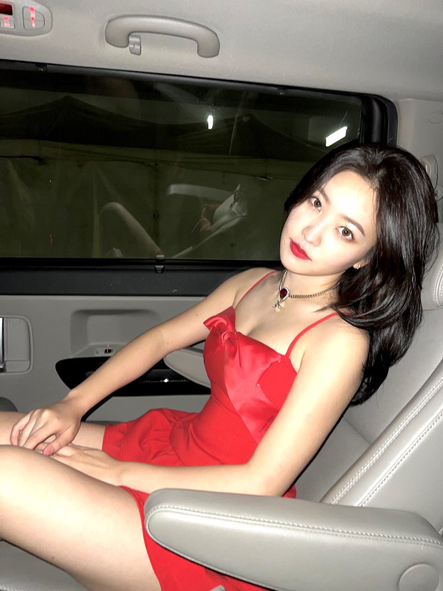 petitesquirtle's tweet photo. คนเดียวกันค่ะน้อง ทั้งคนในรูป และ(น่าจะ)คนถ่าย5555555 https://t.co/L2MhXOecdU
