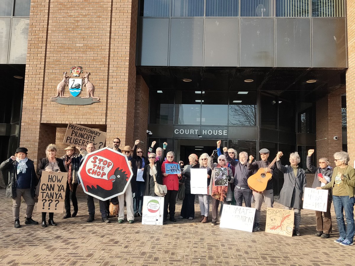 MissT2020's tweet photo. @BobBrownFndn has been a supporter of #savegelorupcorridor
and we thank him for his advocacy and statement today. 'The right to peaceful protest' - let us embrace that right and hope it shall always remain so in our constitution. https://t.co/wtH7gPM5rk https://t.co/UuPbFR28FT