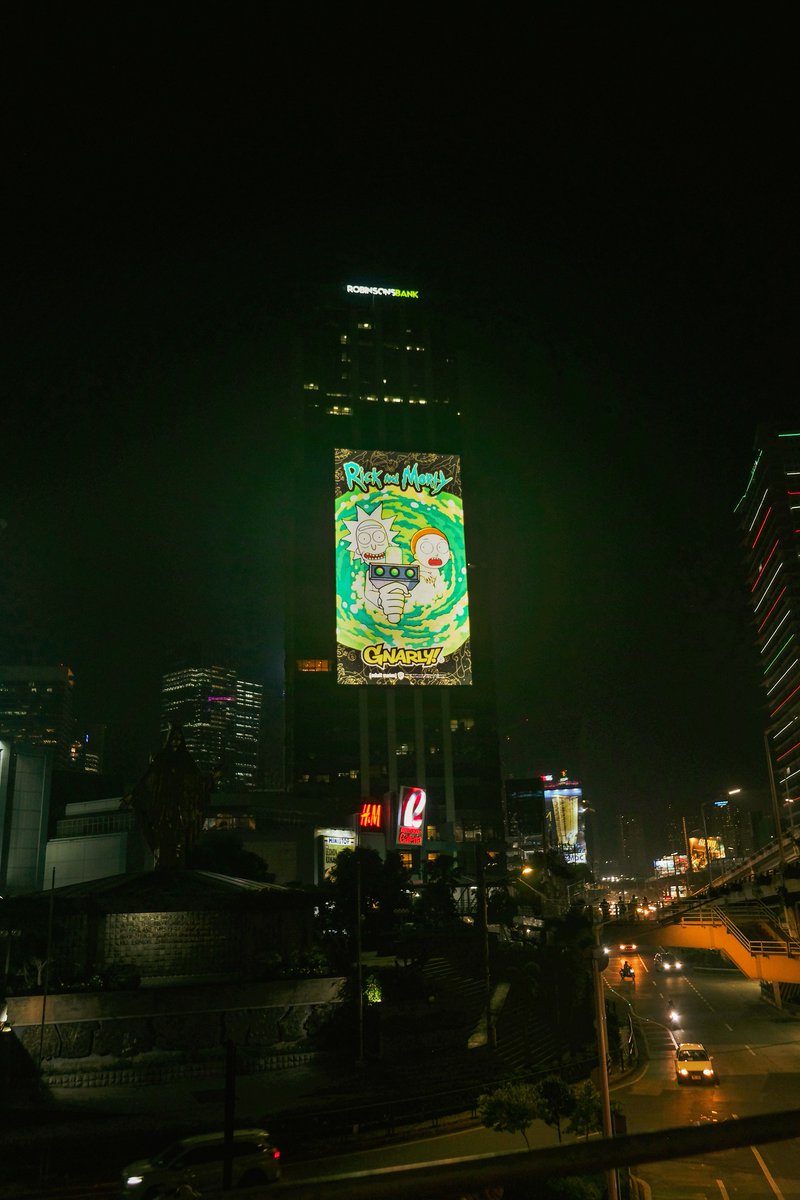 The biggest collaboration of the year demands a giant billboard...

#RickandMorty #adultswim #GnarlyDimensionHoppers