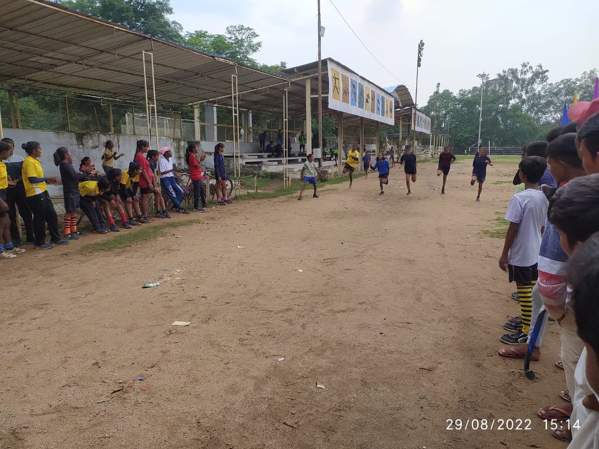 KorbaNyks's tweet photo. Various traditional sporting events were organised by Narendra Yuva Mandal on the occasion of National Sports Day 2022 .
@Nyksindia @YASMinistry @NYKS_CG @KorbaNyks @N_K_chandra03 https://t.co/rYW4jkRM01