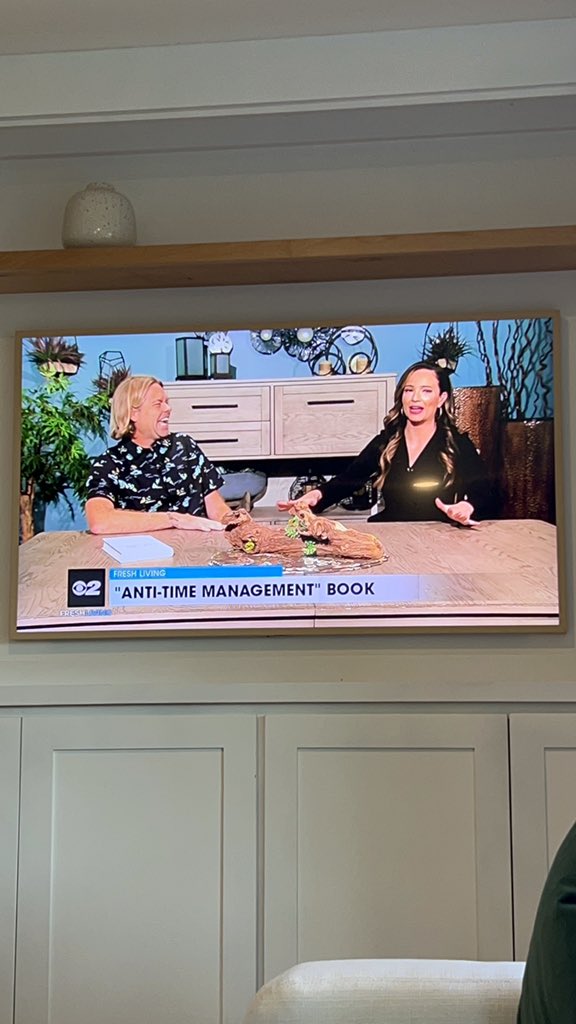 richienorton's tweet photo. Great day today! WOW! The response to #antitimemanagement is phenomenal ⚡️ https://t.co/pecwx4I12n https://t.co/WHZC3qs4eY