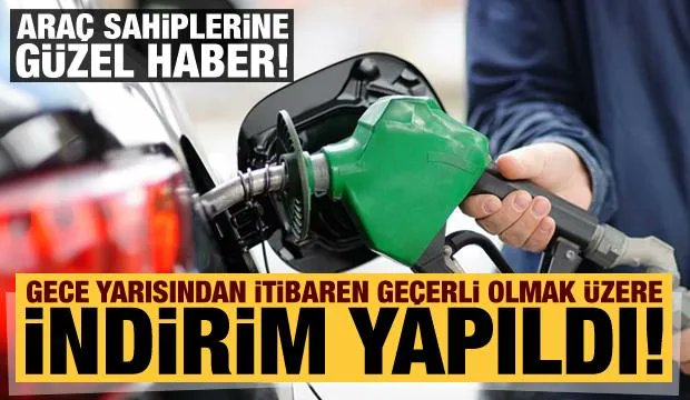 Haber7's tweet photo. Otomobil sahiplerine güzel haber: Benzine indirim geldi, işte güncel fiyatlar... https://t.co/M2G4eppFX3 https://t.co/fKvxn3G6Mw