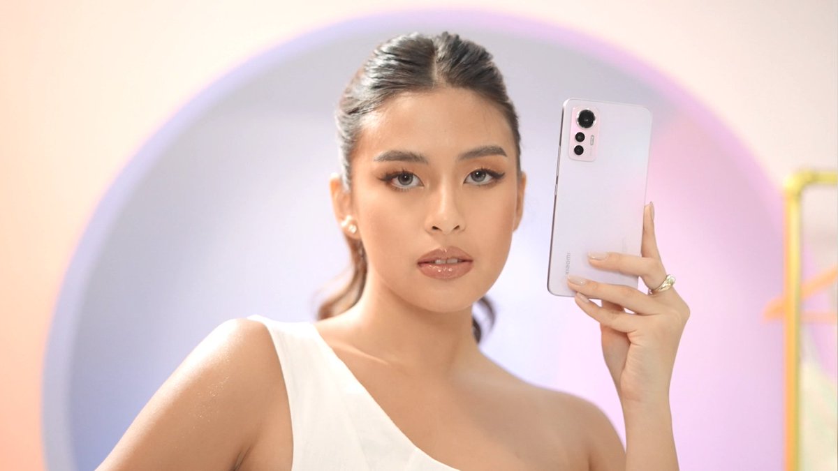 Xiaomi_PH's tweet photo. Have you streamed the pilot episode of #LiteMeUp yet? β¨π Get to know this season's fashion forecast with @gabbi and get a chance to win your very own #Xiaomi12Lite. Watch it here: https://t.co/dxhEqw7vAe https://t.co/bKy6aMVuBC