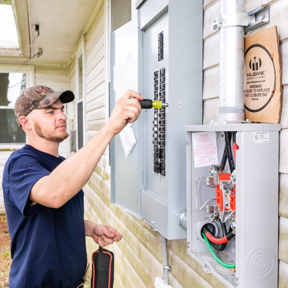 KliebertElect's tweet photo. Call your Baton Rouge #electrician at Kliebert Electrical Services, LLC for high-quality electrical repairs or installation at reasonable prices with no hidden fees.

Your Premier Baton Rouge Electrician! https://t.co/5NIjJ1ZASR #BatonRougeElectrician #ElectricalServices https://t.co/lO1Eb0Jj5f