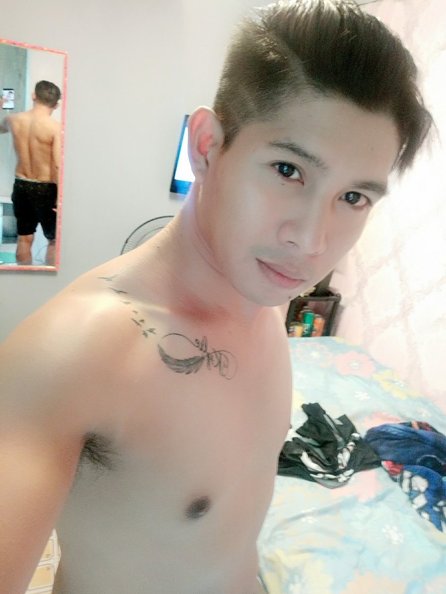 RohanMc9's tweet photo. Fresh from the bath 🚿🛁 #alteriloilo #IloiloAlter #baewatchph #ilonggo #rt #FYP https://t.co/Q98qIqvEvq