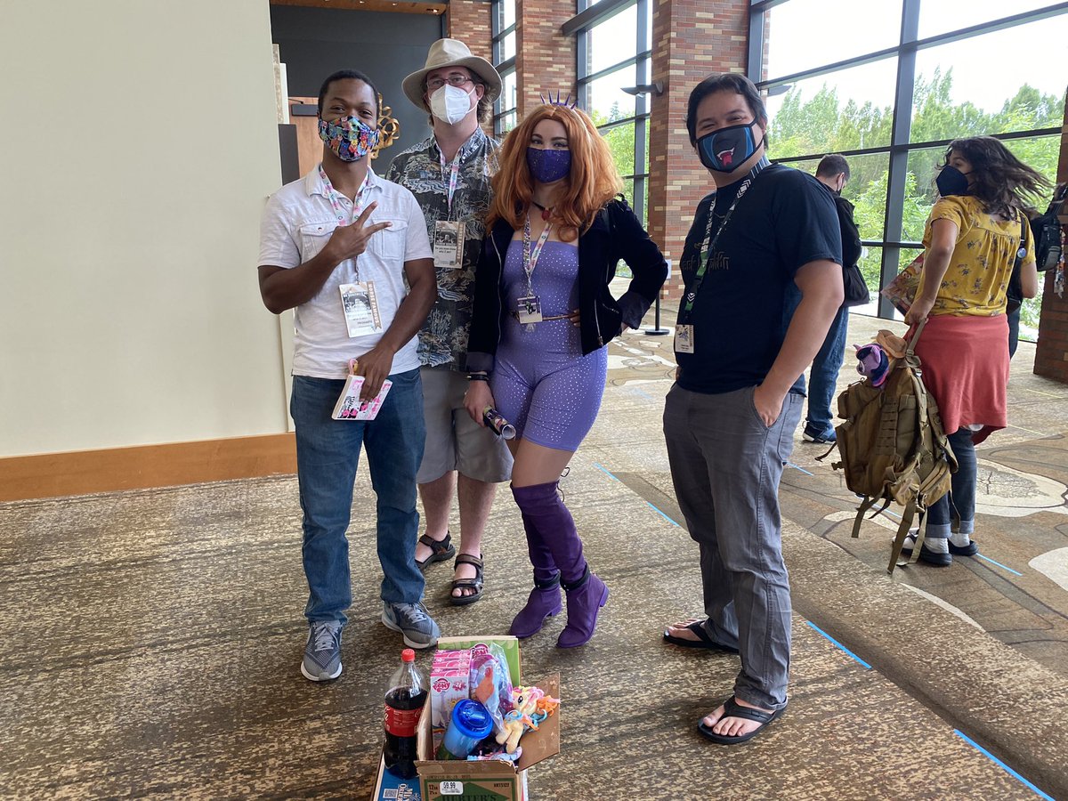 exeodying's tweet photo. As always, it’s a pleasure to see these folks at @EverfreeNW! #BroniesReact/@SemiPerfectPod Crew, you literally always brighten my day and I am blessed for friends like all of you! Hope to see you next year! #EFNW22 @ACRacebest https://t.co/q275DvOU63
