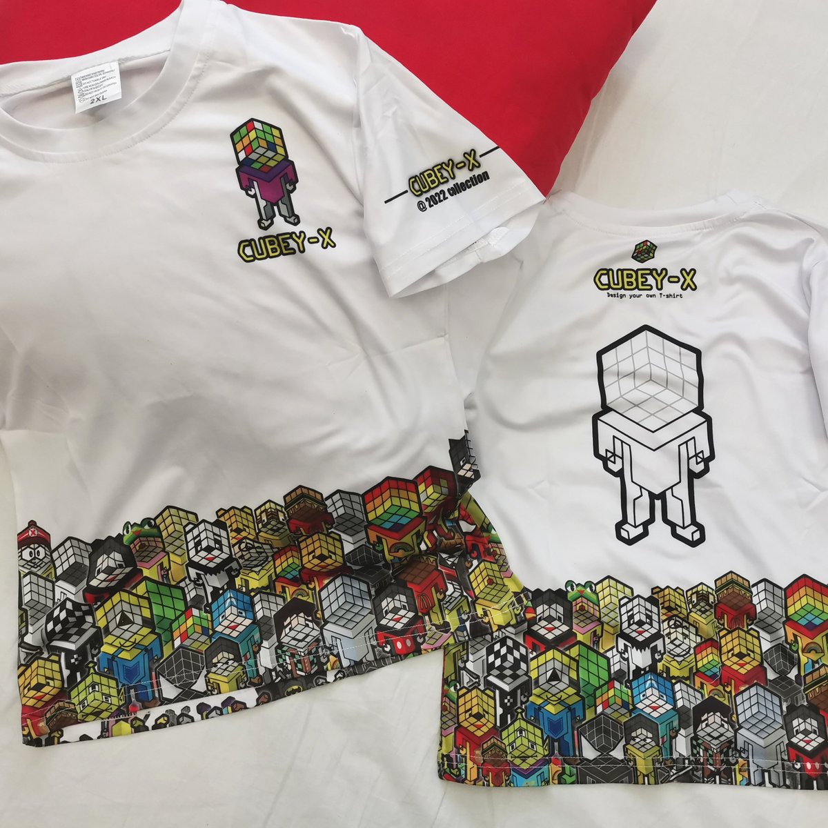 ApecoinnftCoin's tweet photo. Cubey tee 👍

#cubeyxnft #tshirt #cubeyx https://t.co/OHp8SgKbp1