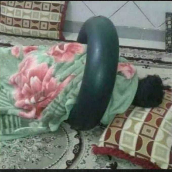 kreatlylingdoh1's tweet image. #KarnatakaRain  #bangalorerains #Karnataka 
People r worried abt flood n #rains etc..

Mean while engineering Student😎😎