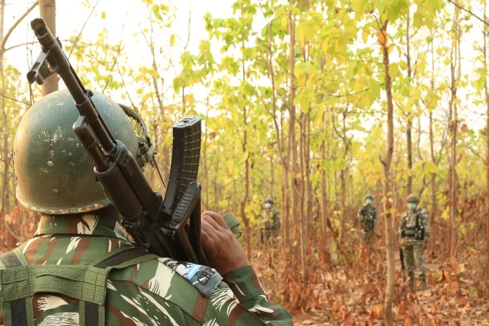 #Replug | #RedAffairs | Why is the #CPIMaoist Most Violent in #Jharkhand?

Dr Bibhu Prasad Routray (@BibhuRoutray) argued that while #LWE may be on a downward trajectory in some states, it is not a pan-India phenomenon

Read: ipcs.org/comm_select.ph…