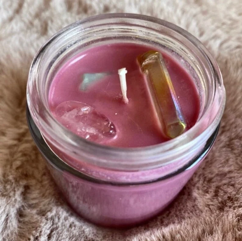 Sversov's tweet photo. Raspberry ̔scented candle with crystals 🙏

👉👉https://t.co/SURf02Piut

#celshortsqueeze #misdpageturners #readinghorizons #gobidengo #fsu #nolefamily #keepclimbing #fsufootball https://t.co/8I7jBX5Ksd