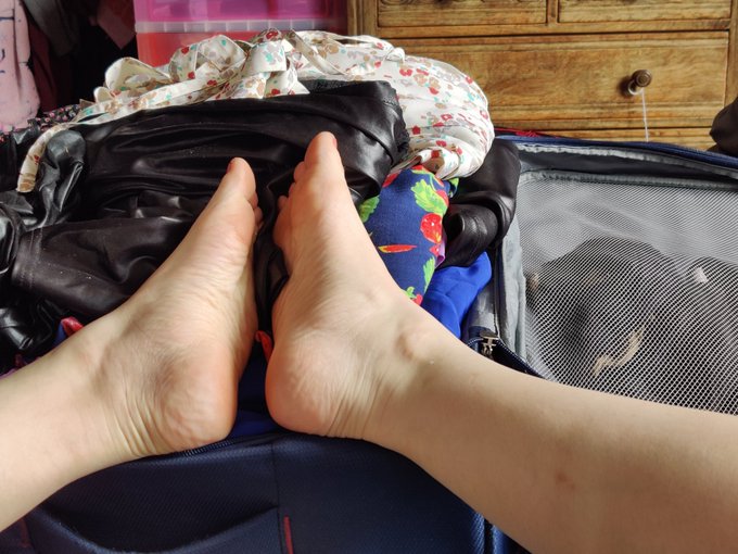 Taking a little break from packing for my first shoot with @RElegance in, what is it, 3 years or something<a href="/tag/catsuit"class="tags"><span>#catsuit</span></a><a href="/tag/leathergloves"class="tags"><span>#leathergloves</span></a><a href="/tag/bdsmphotos"class="tags"><span>#bdsmphotos</span></a><a href="/tag/pvccloth"class="tags"><span>#pvccloth</span></a>