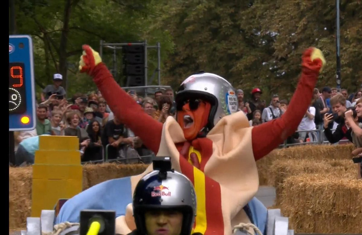 CarolCockelty's tweet photo. Did you see #whitewatch @CumbriaFire last night on @DAVE @#redbullsoapboxchallenge
Brilliant that they have raised over £10,000 for #greatnorthchildrenshospital
#comewhatmae https://t.co/089hxpVpTN