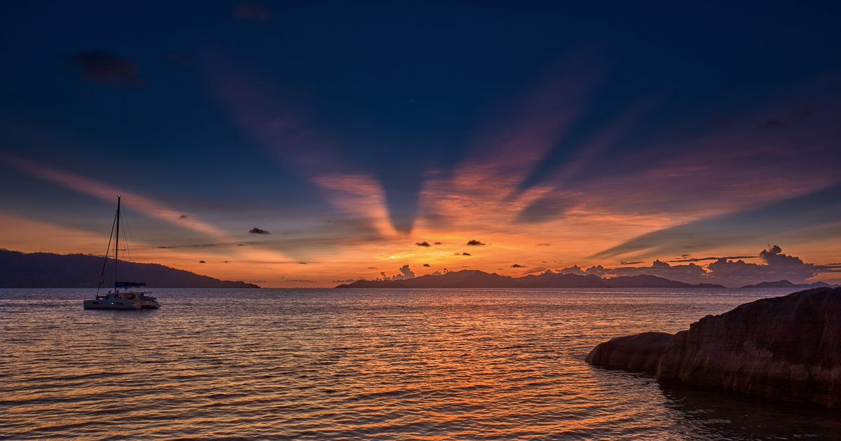 LinaraTravel's tweet photo. Lap up all that the Seychelles has to offer from sunrise to sunset at Six Senses Zil Pasyon. https://t.co/HCu0ehw3T5