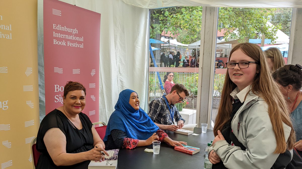 Still buzzing from our trip to @edbookfest on Friday to see @adiba_j, @tanyabyrne, @holly_bourneYA, @lisa_letters, and @simonjamesgreen - and it was such a treat to get our books signed afterwards!