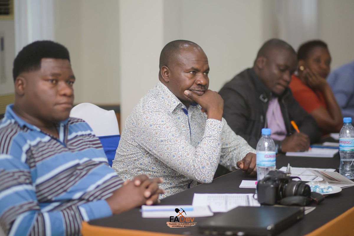 CSO_Network's tweet photo. TRAINING ALERT:
FADev/News editors' knowledge sharing seminar in Mwanza.
...
30 - 31 August, 2022.
...
Capacity building and knowledge sharing with journalists on Small-scale sub sector.
#TuongeeUchimbajiMdogo #cson https://t.co/UTuxnrfDG8