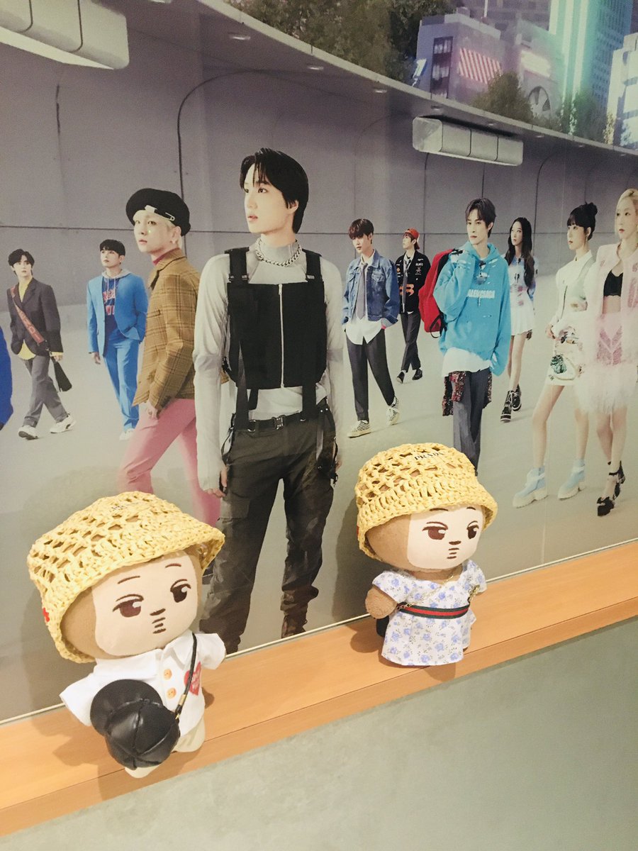 Achami0114kai's tweet photo. 今日はすぐ買えて嬉しいかった🧸😃
ゆっくり撮影もできて思い出ができた😍📸🧸🧸
#SMTOWN_LIVE
#SMCU_EXPRESS_TOKYO
#SMT_BUS #ThePLAC https://t.co/mWfFeEeJjx