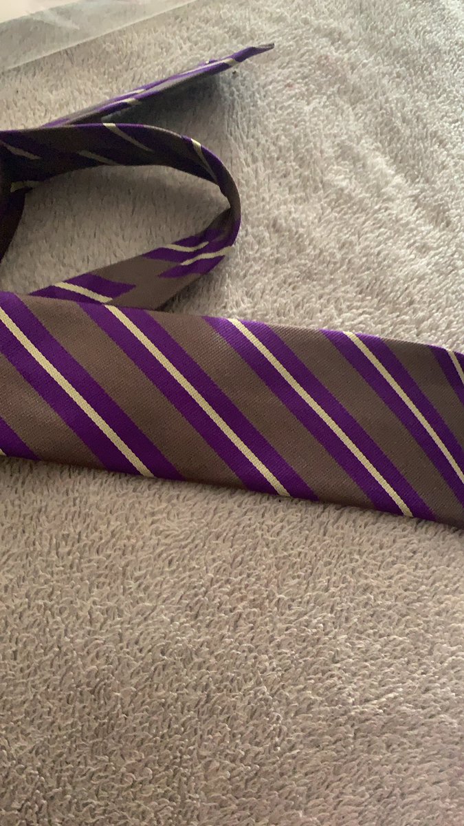 xxkells1978xx's tweet photo. @BishopJustus Please can you confirm the ties as last term seems to be slightly different to the new one purchased for my year 7 starter are both acceptable as the school shop says it’s fine 🤔 https://t.co/0FE0m5cq2R