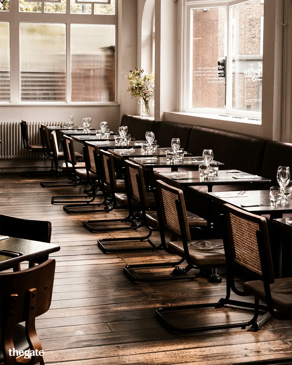 GateRestaurant's tweet photo. Craving the weekend? SAME! Luckily for you, our recently reopened Islington restaurant is the perfect start of the week pick-me-up 🍸😏 #GateRestaurants https://t.co/pqb7I6NrDB