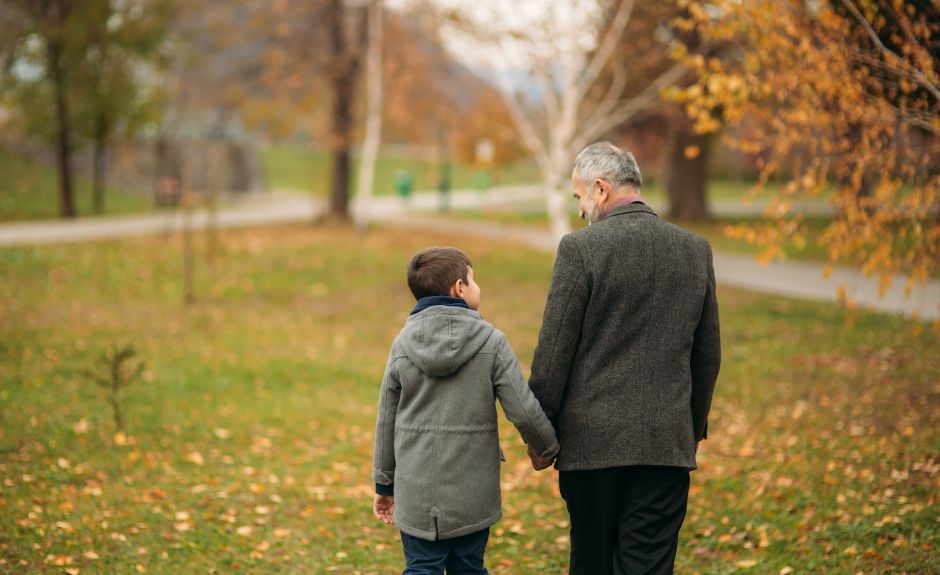 licensetoparent's tweet photo. Are grandparents made to spoil or nurture their grandchildren? You know the answer. Click to listen in and learn more.
https://t.co/zwD6P0orm2
#grandparents #christianparenting #traceembry #licensetoparent https://t.co/IFiSiUH84r