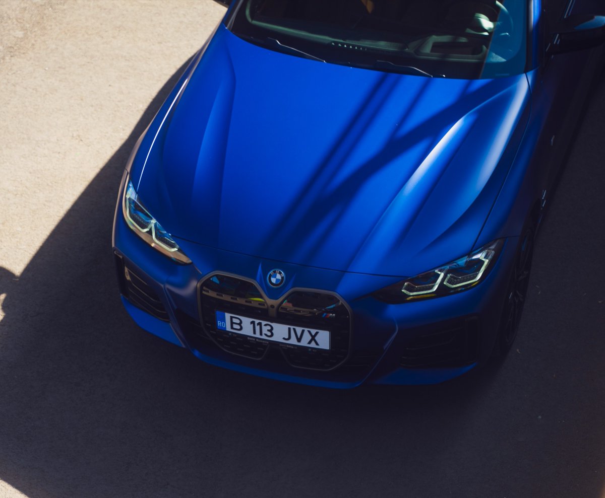 BMW's tweet photo. Sunshine 🤝 frozen paintwork #THEi4 #BMWRepost 📸 IG: ciprianmihai, bmwromania

The #BMW i4 M50:
Power consumption/100 km, CO2 emission/km, weighted comb.: 22.5–18.0 kWh, 0 g. According to WLTP, https://t.co/twXzMrWMl3 https://t.co/AzNgECGFiw