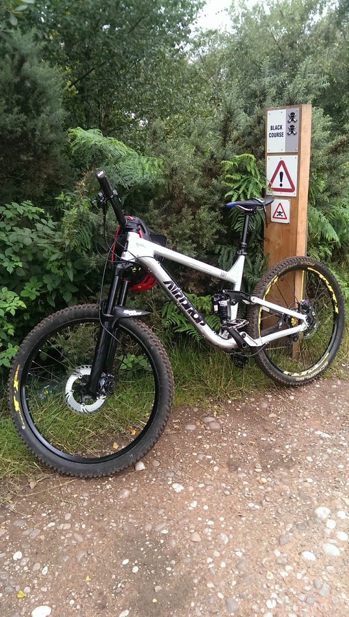CannockPolice's tweet photo. #APPEAL: We are appealing for information after a bicycle, worth £2,500, was stolen from a van on Stile Cop car-park, #Rugeley, between 8am-9am on Monday (29 August).

Contact us on Facebook, Twitter, or call 101, quoting 234 of 29/08, or call Crimestoppers on 0800 555 111. https://t.co/V0DFQfn6Fo
