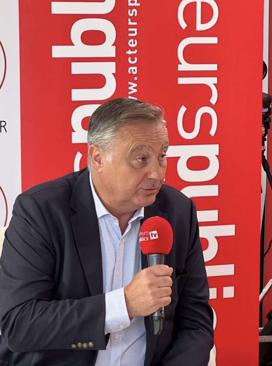 acteurspublics's tweet photo. 🗣 « Justice professionnelle : quelles perspectives pour demain avec Franck Raimbault, directeur juridique social @AirFranceFR, Marie-Bertrand Breton, magistrat honoraire et @sofianehakiki, associé du cabinet Hakiki Associés, spécialisé en droit du travail #LaREF22 https://t.co/Mo6kR5gj0n