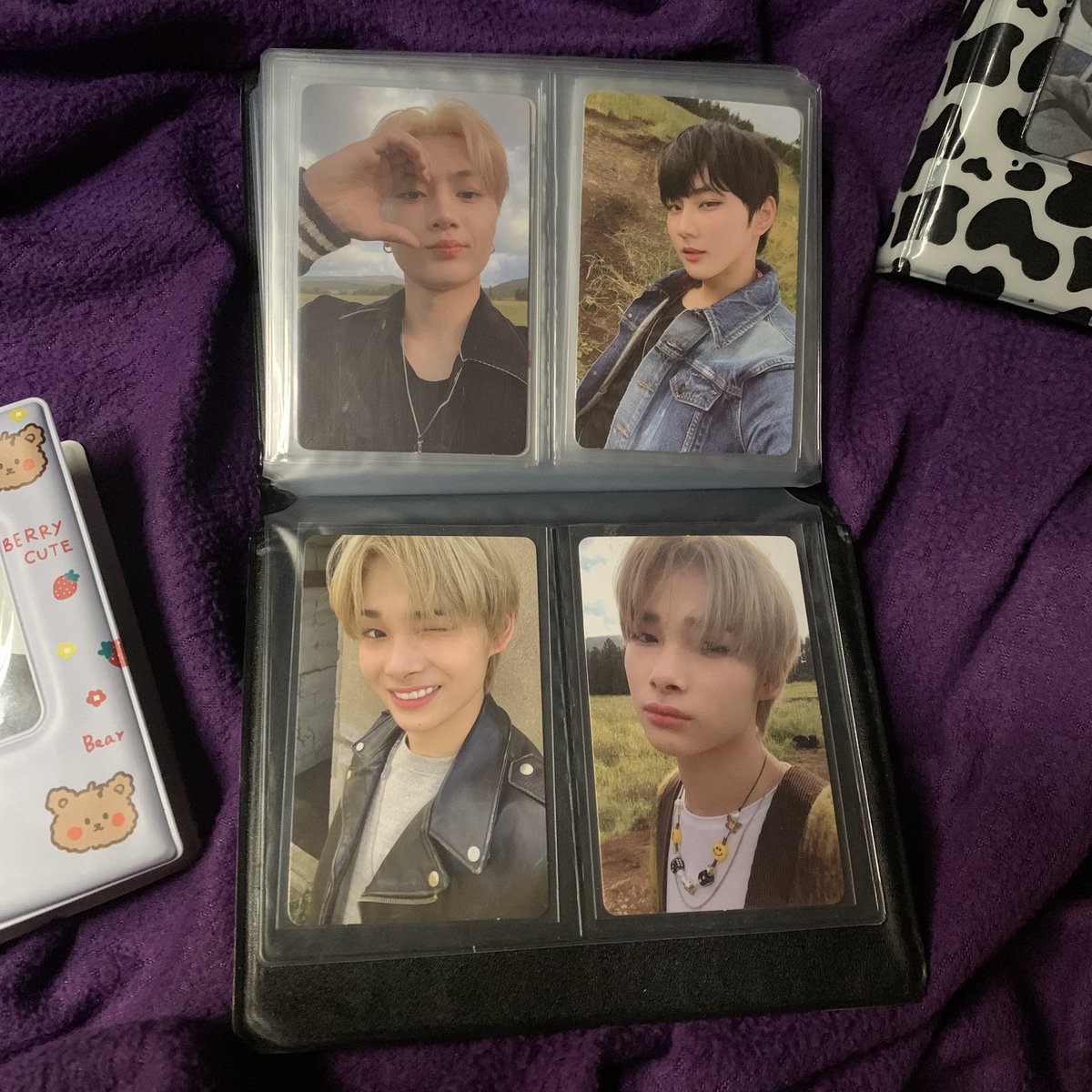 BMK_PH's tweet photo. in demand pcs for 319 but must take 3 non demands or one sealed album

🏷 jay sando batok sharkboy specs hee guitar hoodie sunoodoll riki dawn wink necklace jungwon denim half heart sunghoon sakristan applewon https://t.co/mV6Yf5VAuc