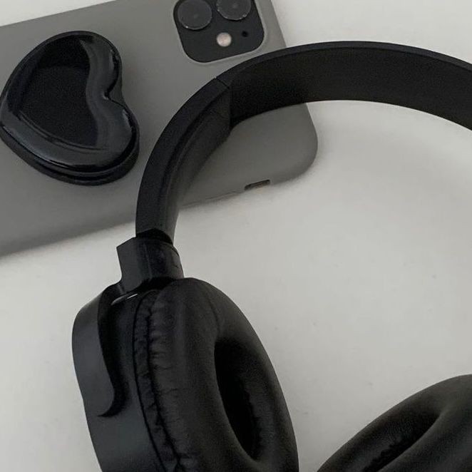 dprcaffe's tweet image. hello, i&apos;m freya ! new to #studytwt &amp;amp; i&apos;m looking for interactive moots :D

     about me:
⤷ she/her, 15, infj, filo
⤷ 10th grade, aquarius 
⤷ loves music, cats, vlogs, etc.

↺ / ♡ if you want to be moots &amp;lt;33