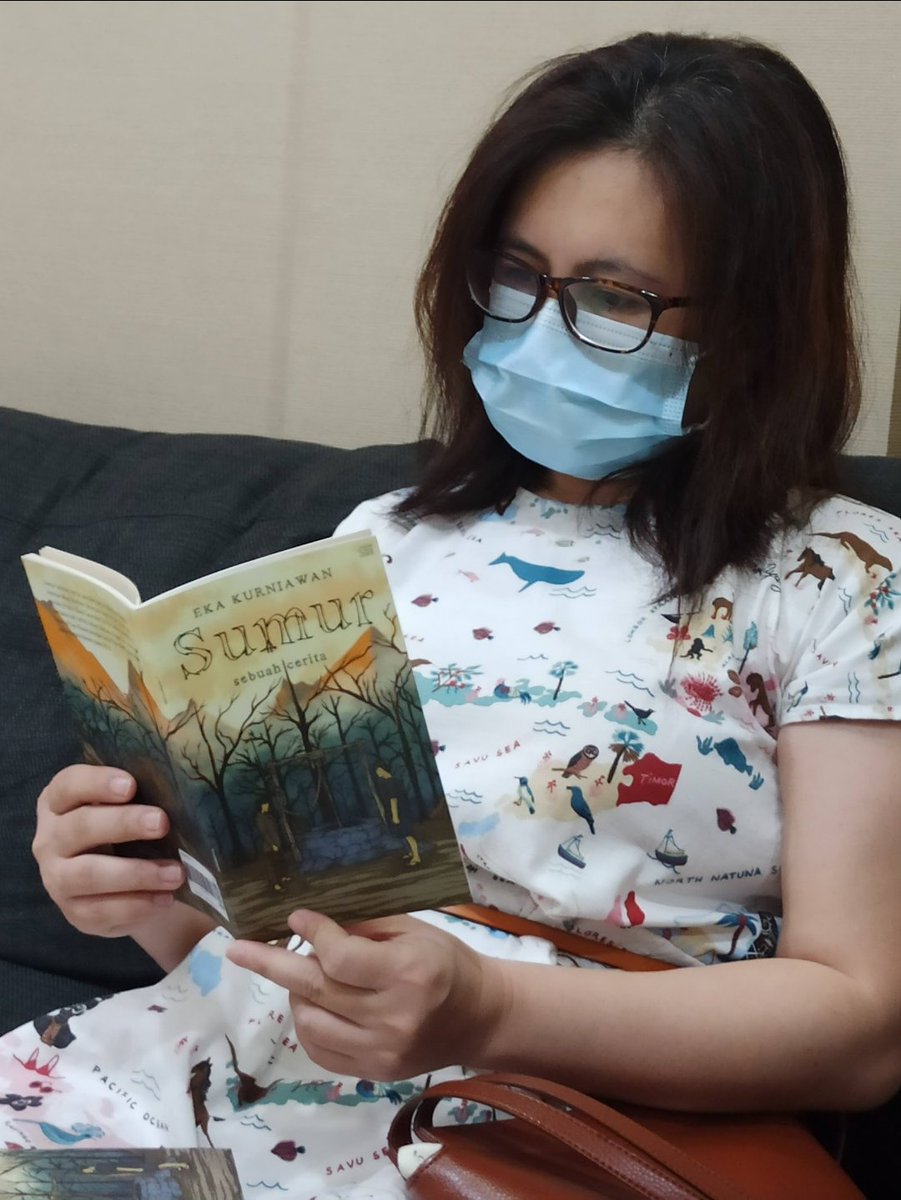 adekumala's tweet photo. Gimana sih caranya biar anak-anak gemar membaca? Yang pertama, pastikan mereka melihat ortunya juga menikmati membaca buku.
Sesederhana itu. https://t.co/mfPGsDBV6n