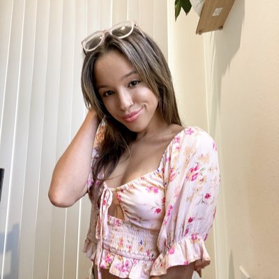 _bbyswan's tweet photo. #NewProfilePic https://t.co/k6Bdf6Pz2E