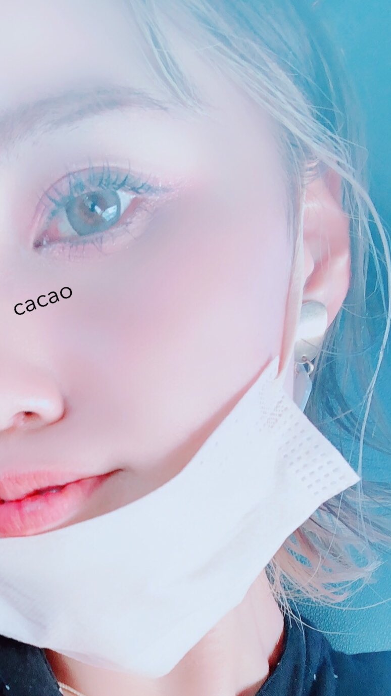 𝐦𝐚𝐤𝐢 久しぶりにコンタクト変えてみました 新鮮なのって嬉しい コンタクト New ルナナチュラル カラコン T Co Pgc91hkksr Twitter