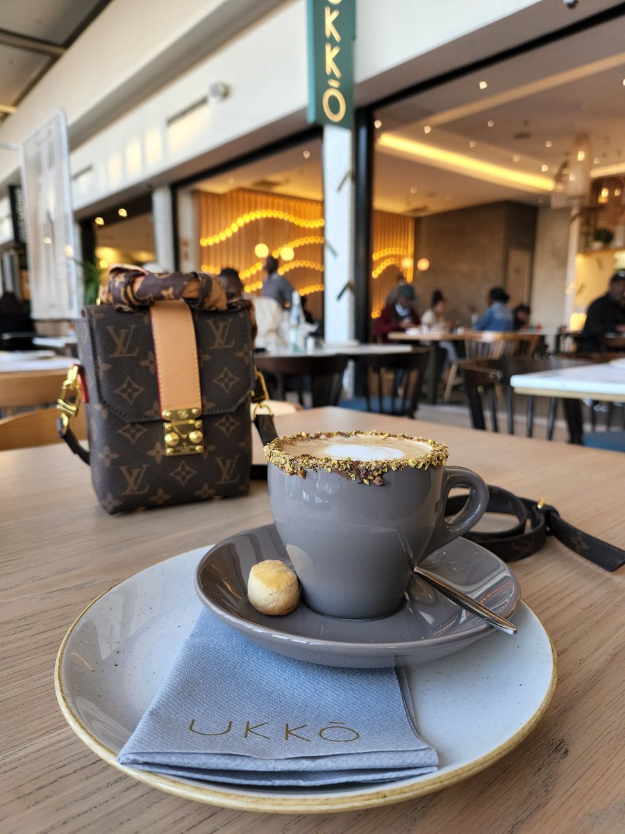 aqsaNess's tweet photo. Coffee, but make it fancy
Pistachio latte's at UKKO ❤️☕️ https://t.co/kYM0KdfPQ7