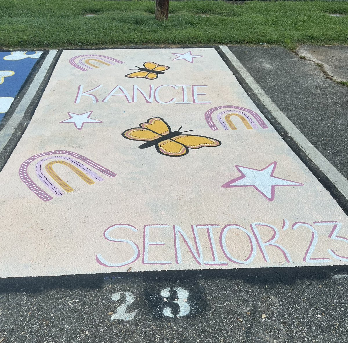 GraniteBears's tweet photo. @GraniteBears Tues
4:00 Ladies ⛳️ at New River (Alleghany host)
4:30 🎾 host Starmount 
4:30 🏐 host East Wilkes (JV, V follow)
GO 🐻 @MACSchools @granitesquad @AshleyHGraham @SarahKnott4 @MrCoryLeeSmith @Coach_Holder4 @MABearHistorian https://t.co/5X108WPziS