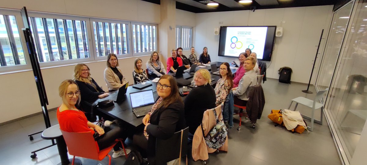 EURAXESS_FI's tweet photo. First national #EURAXESS meeting after the pandemic. Great to see so many colleagues in #Helsinki. Topics include latest activities and upcoming develoments in the network, a visit to @ihhelsinki, and the #HEILIFE Seminar. And lots of catching up with friends. 💙🇫🇮 https://t.co/BL0M1Ez0kt