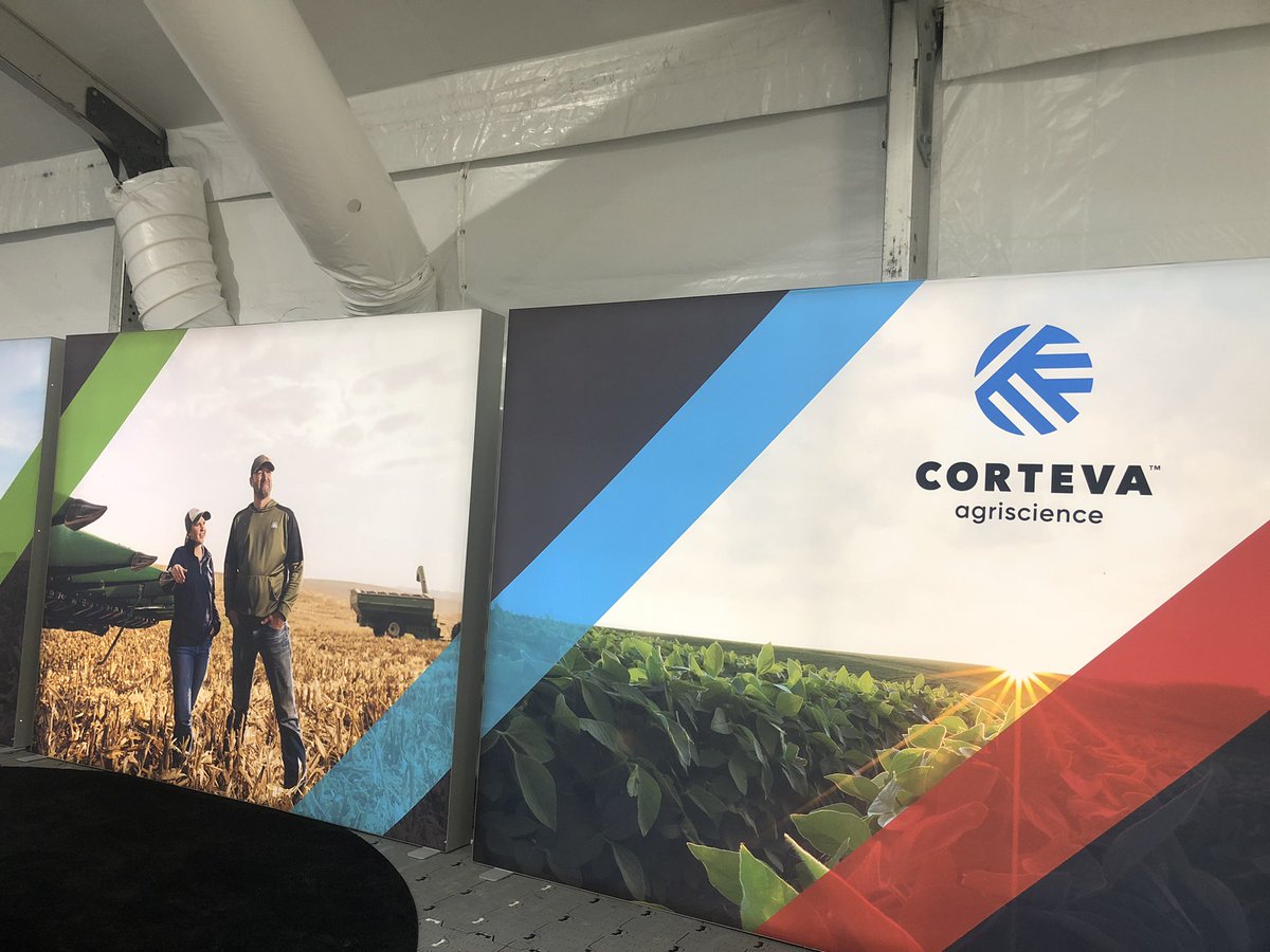 BachmannJane's tweet photo. Getting ready for day 1 at #FPS22 @PioneerSeeds @CortevaUS https://t.co/k8zOZ4qyfP