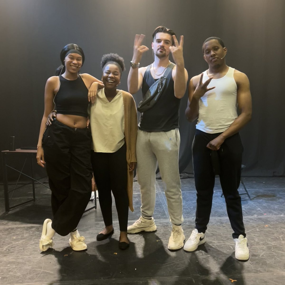 RapsodyThePlay's tweet photo. And that is a wrap on our month performing Rapsody at #edfringe2022 🎉🙌🔥

A huge thank you to @thepleasance and their 2022 Charlie Hartill Reserve for making this possible for us, and a big thank you to everyone who supported and loved our show - we appreciate you all 🙏💛 https://t.co/2tS26ZA4Nr