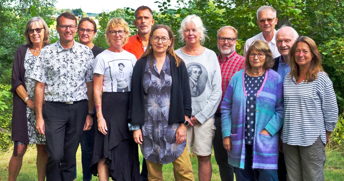 Vi företräder de idéburna skolhuvudmännen!
Styrelsen för Idéburna skolors riksförbund är Ingrid, Peter, Terese, Maria, Håkan, Wenche, Britta, Tomas, Birgitta, Thomas, Staffan och Marie.
Vi kämpar för att bättra förutsättningarna för alla idéellt drivna skolor.