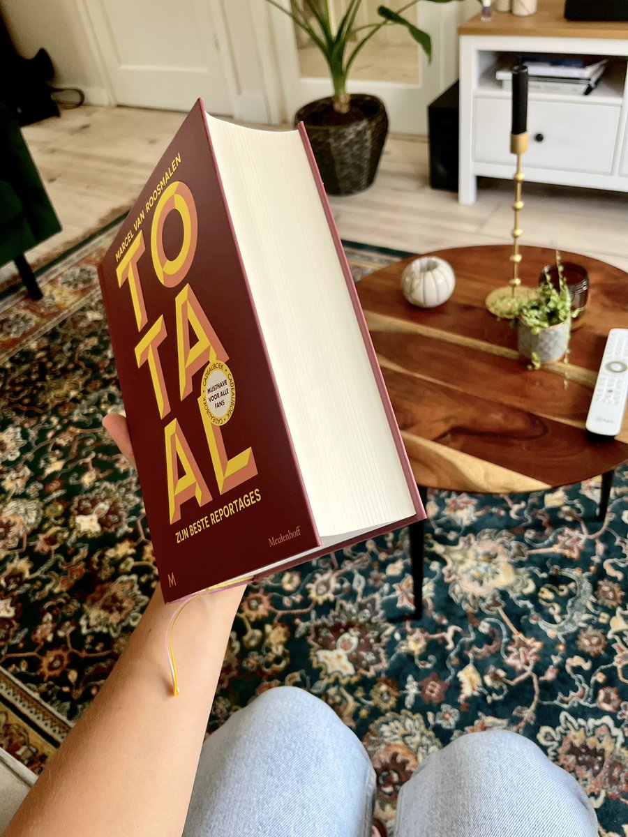 Malin_Overmars's tweet image. Totaal gezwicht #FOMO @MvanRoosmalen 📖