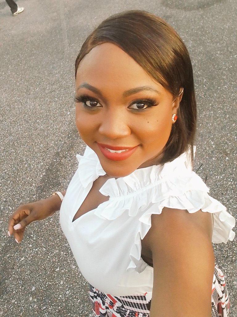 KimberlyDeSou19's tweet photo. Outside nice😍
We're live in @tttliveonline car park this morning for the #TheNowMorningShow 60th anniversary show as we celebrate T&T's #DiamondJubilee.
We just started the second hour and we go all the way until 8am. Join us😊
#60years
#TrinidadAndTobago
#KimberlyDeeHost https://t.co/oE2Y2ct1BH